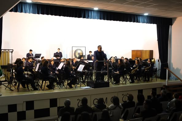 𝗙𝗶𝗹𝗮𝗿𝗺𝗼𝗻𝗶𝗮𝘀 𝟮𝟬𝟮𝟱 – 𝗨𝗻𝗶𝗮̃𝗼 𝗱𝗮𝘀 𝗙𝗿𝗲𝗴𝘂𝗲𝘀𝗶𝗮𝘀 𝗱𝗲 𝗚𝗲𝘀𝘁𝗲𝗶𝗿𝗮 𝗲 𝗕𝗿𝘂𝗻𝗵𝗼́𝘀 𝗲 𝗙𝗿𝗲𝗴𝘂𝗲𝘀𝗶𝗮 𝗱𝗲 𝗦𝗮𝗺𝘂𝗲𝗹